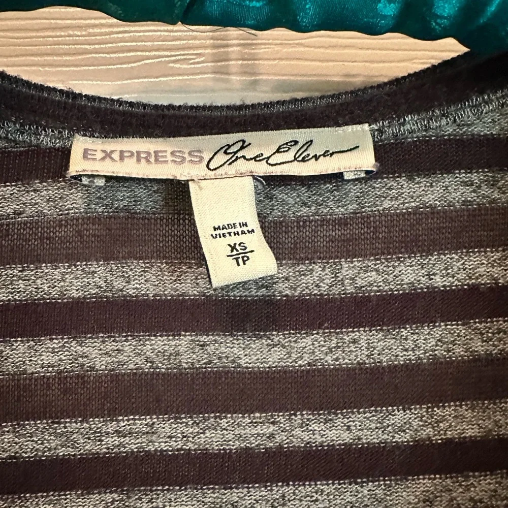 Express tunic hi-lo oversized 3/4 sleeve shirt - Picture 3 of 7